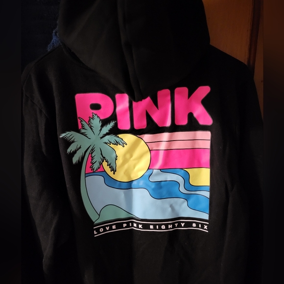 Vs pink limited edition 🌴 hoodie, size xxl. NWOT. - Picture 1 of 11